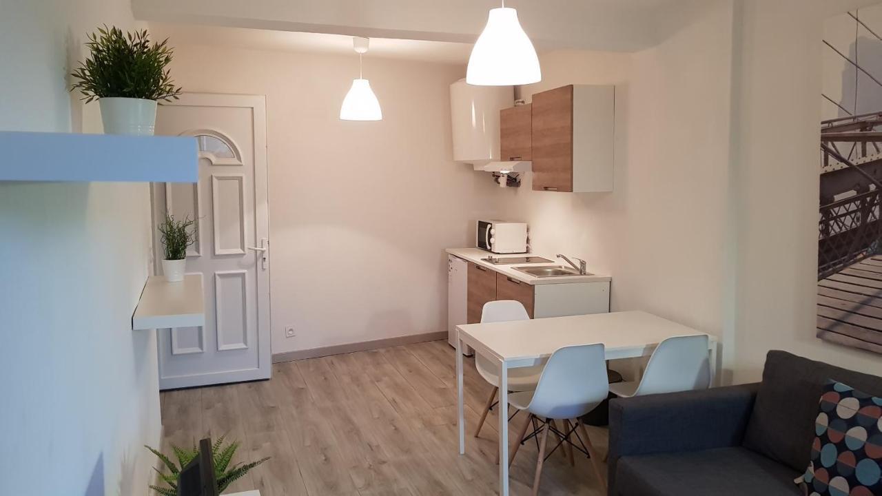 Appartement "Gabrielle" Au Calme En Hypercentre De Revel Ровел Екстериор снимка