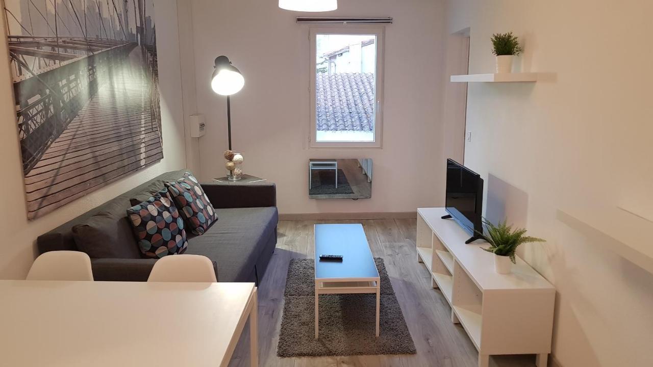 Appartement "Gabrielle" Au Calme En Hypercentre De Revel Ровел Екстериор снимка
